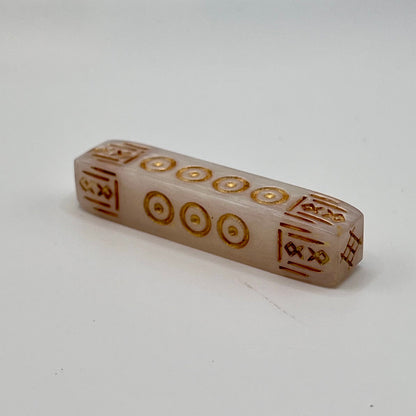 Ivory Longbone (single die)